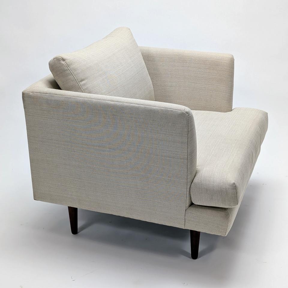 Amberly Chair - Image 3